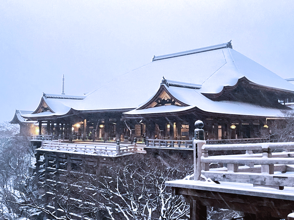 清水寺雪化粧